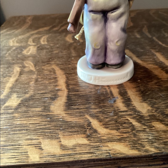 Hummel ~Carnival - Picture 6 of 14